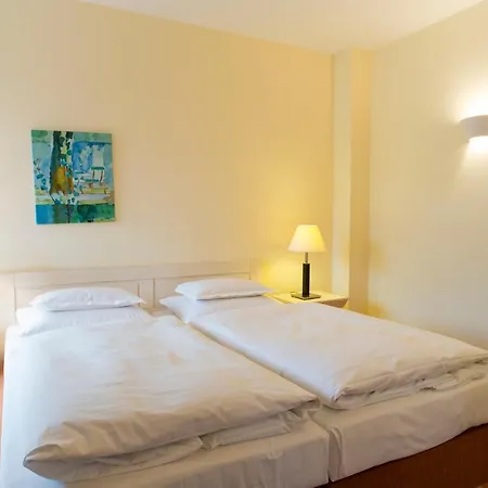 Ferienhaeuser Duenenmeer * Dierhagen